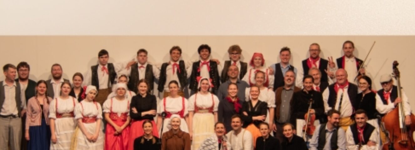 „PŮLSTOLETÍ PLNÉ ŠTĚSTÍ“ aneb folklorní soubor Čtyřlístek slaví významné jubileum